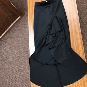 Floor length frontal slit black skirt